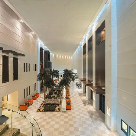 Hyatt Regency Dubai - Corniche-3